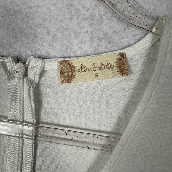 Alter’d State Feminine White Dress Size Small - Picture 5 of 5